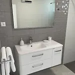 Marena Vodice, Novo Grijanje Bazena! Villa