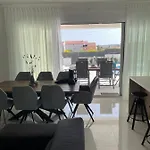 Marena Vodice, Novo Grijanje Bazena! Villa
