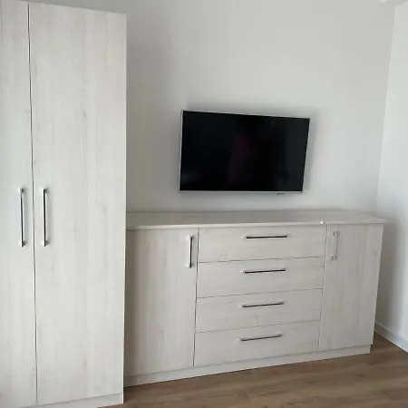 Marena Vodice, Novo Grijanje Bazena! Villa *