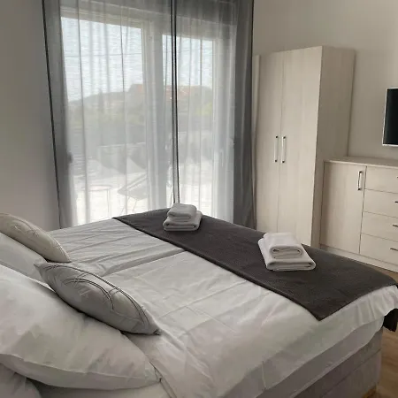 Marena Vodice, Novo Grijanje Bazena! Vodice