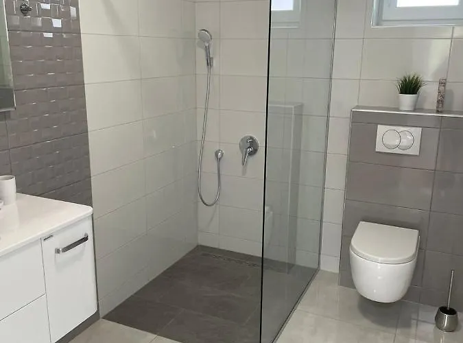 Marena Vodice, Novo Grijanje Bazena! Vodice