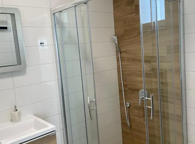 Villa Marena Vodice, Novo Grijanje Bazena! Vodice