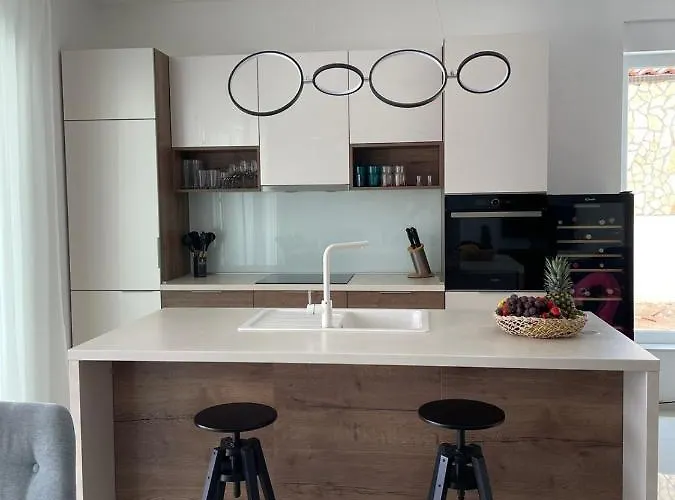 Marena Vodice, Novo Grijanje Bazena! *