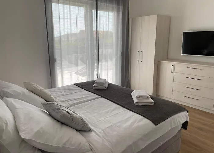 Marena Vodice, Novo Grijanje Bazena! Vodice