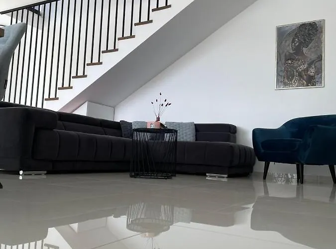 Marena Vodice, Novo Grijanje Bazena! 보디체